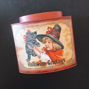 Halloween metal tin